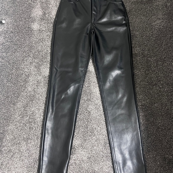 DYNAMITE - Faux leather pants - style “KATE”- BNWT - Picture 4 of 10